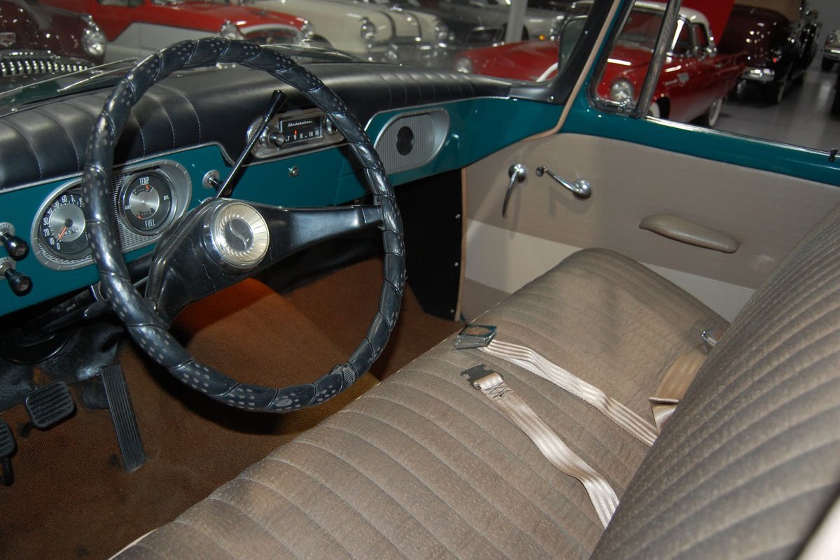 Studebaker-1960-Pickup-Truck-1