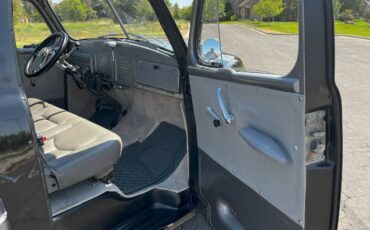 Studebaker-2r5-1949-black-13