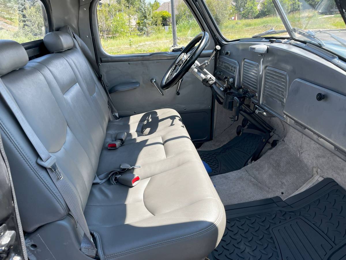 Studebaker-2r5-1949-black-15