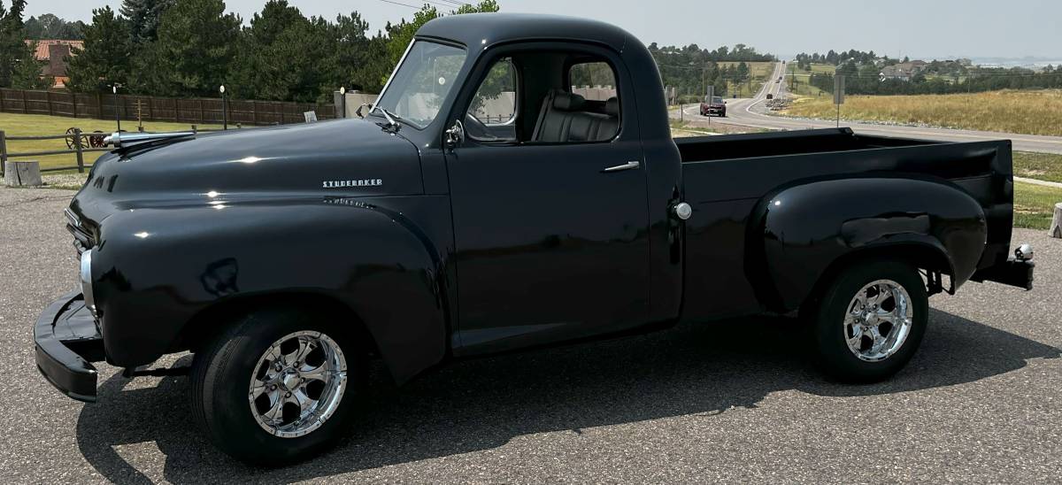 Studebaker 2r5  1949 black