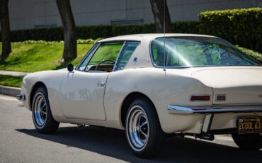 Studebaker-Avanti-1963-2-Door-Coupe-21
