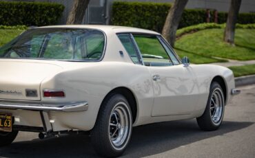 Studebaker-Avanti-1963-2-Door-Coupe-25