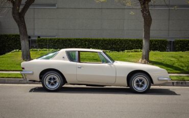 Studebaker-Avanti-1963-2-Door-Coupe-5