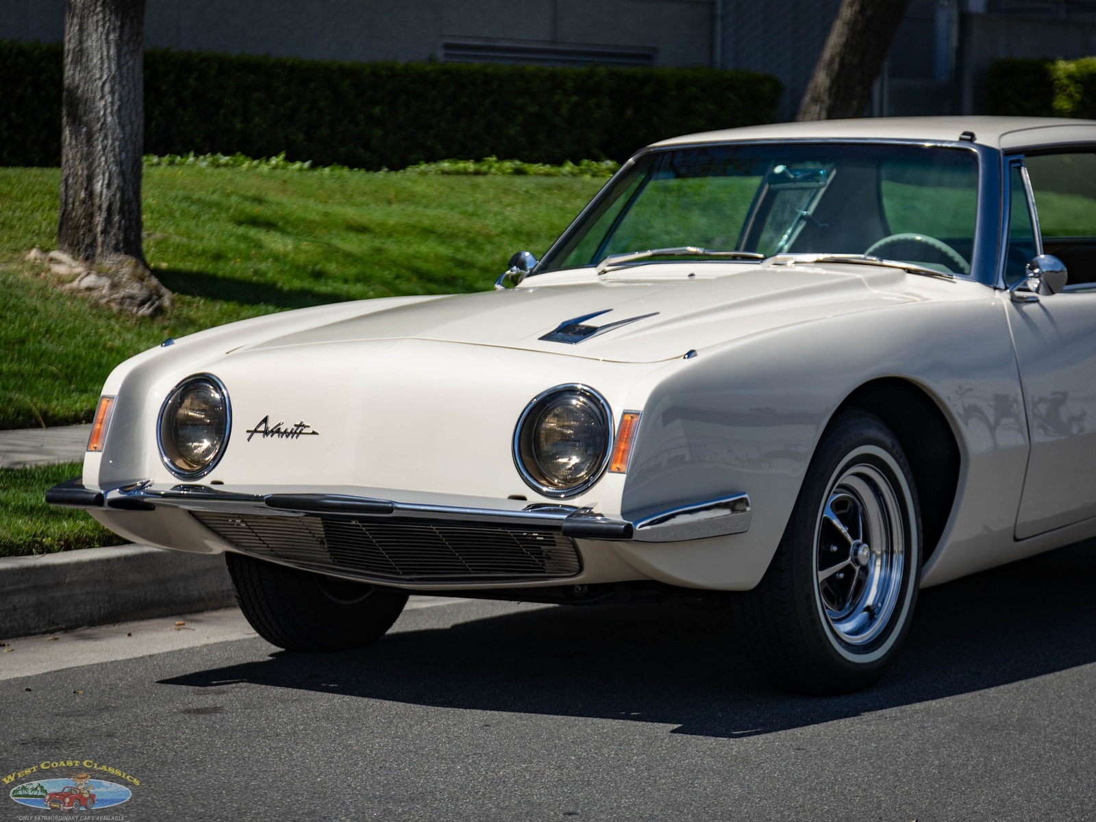 Studebaker-Avanti-1963-2-Door-Coupe-7