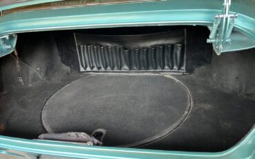 Studebaker-Avanti-1963-Coupe-32