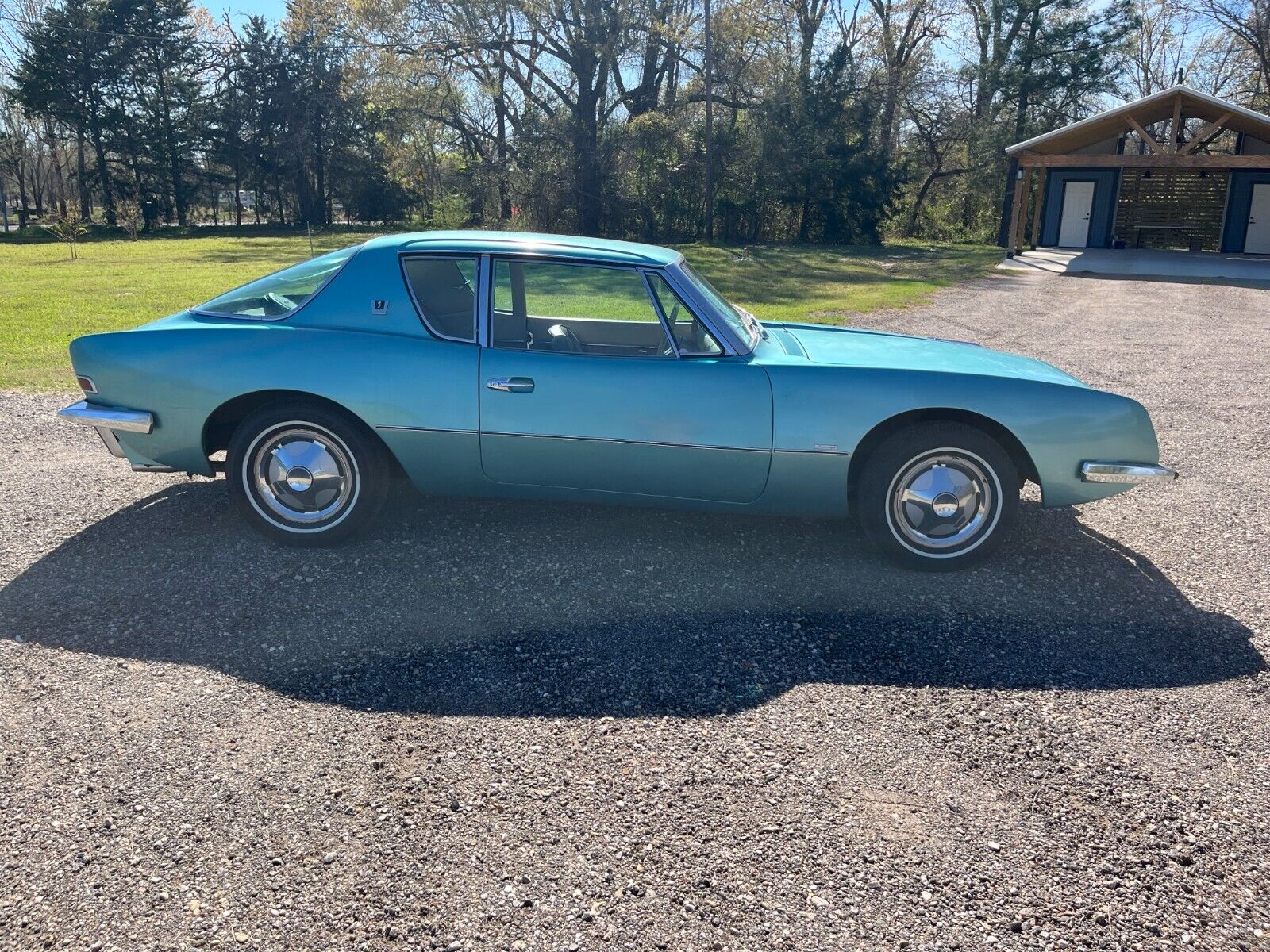 Studebaker-Avanti-1963-Coupe-4