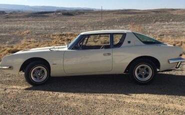 Studebaker-Avanti-1963-white-11