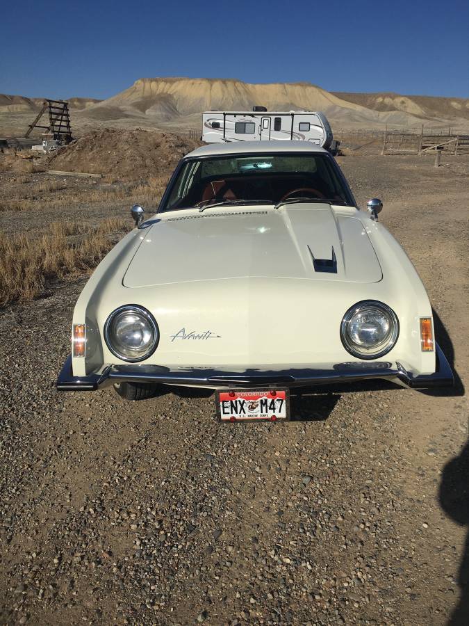 Studebaker-Avanti-1963-white-14