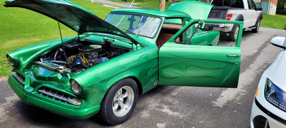 Studebaker-Commander-1954-green