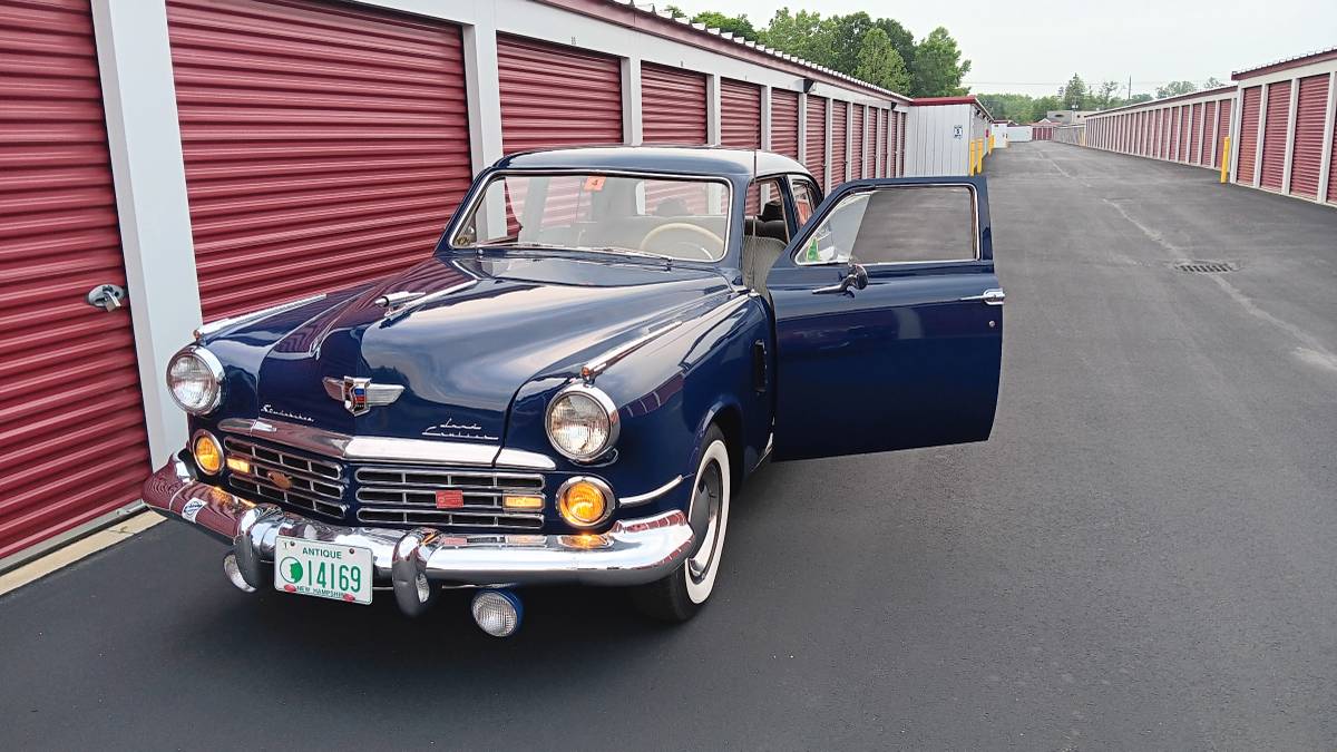 Studebaker-Landcruiser-1948-2