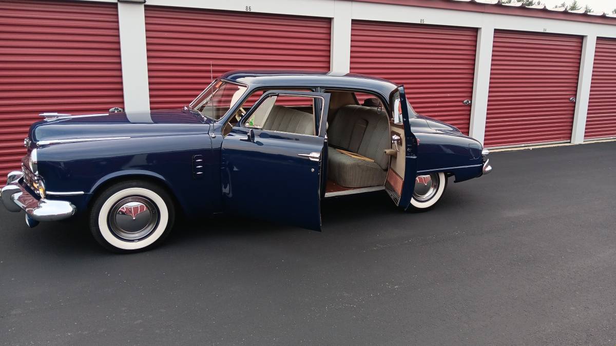 Studebaker-Landcruiser-1948-3