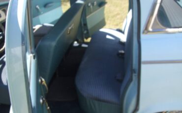 Studebaker-Lark-1960-4