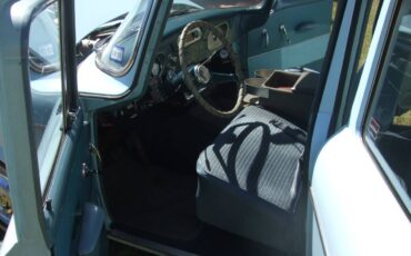 Studebaker-Lark-1960-5