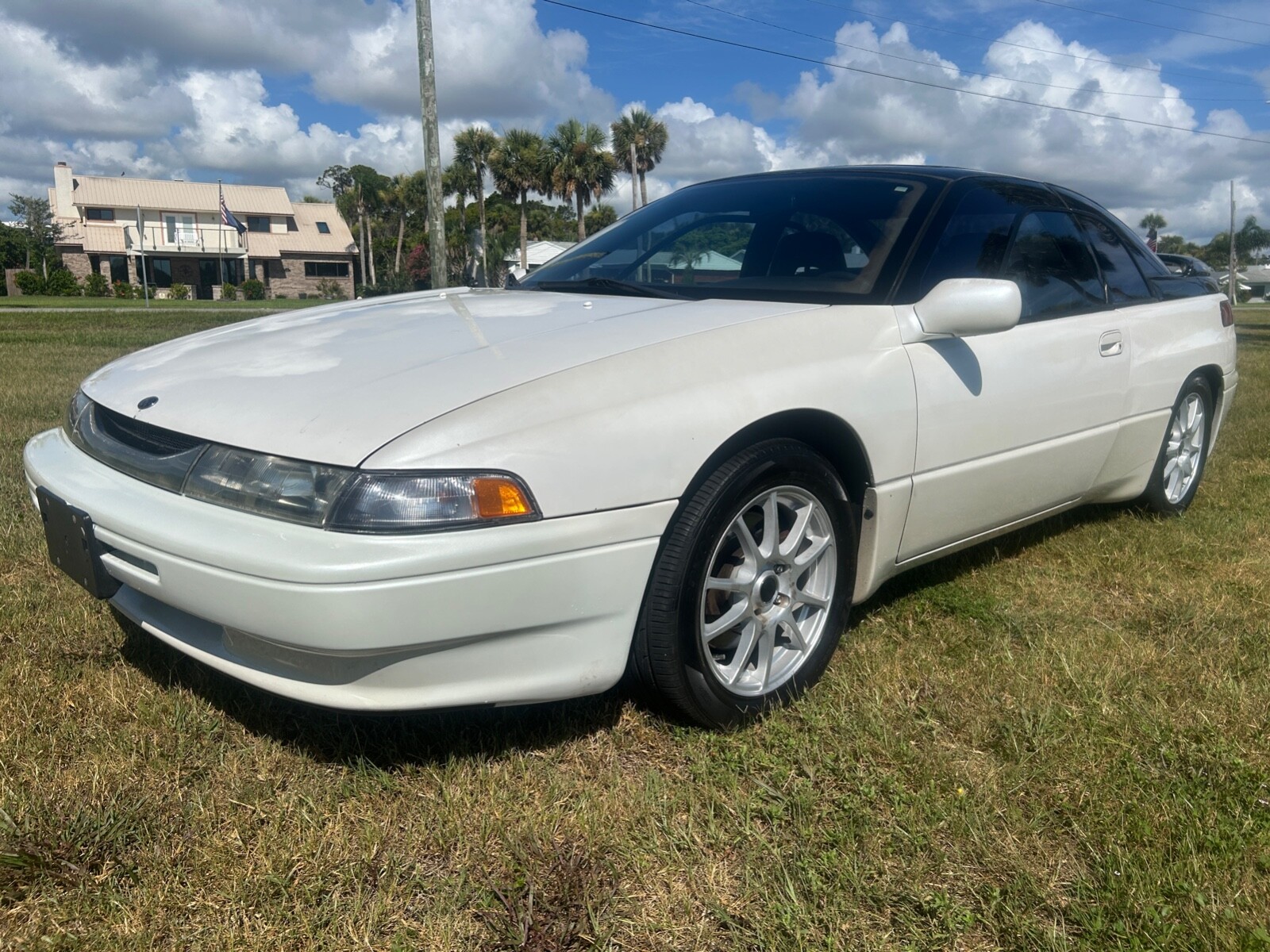 Subaru-SVX-1992-Coupe-1