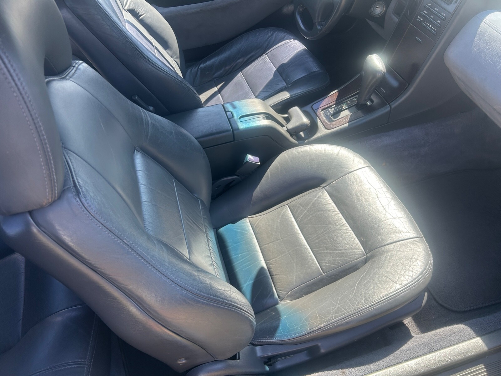 Subaru-SVX-1992-Coupe-14