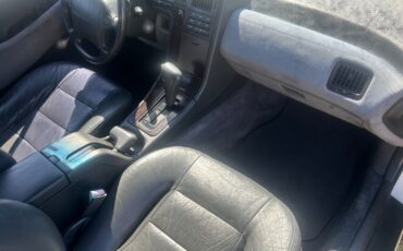 Subaru-SVX-1992-Coupe-15