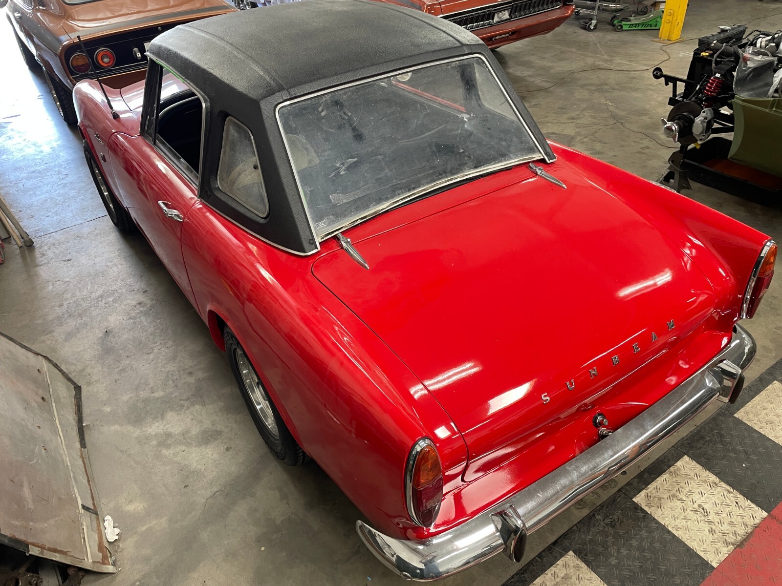Sunbeam-Alpine-1965-Convertible-28