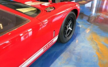Superformance-GT40-1965-Coupe-26