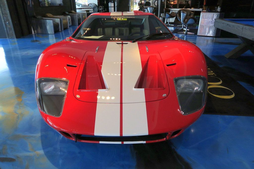 Superformance-GT40-1965-Coupe-3