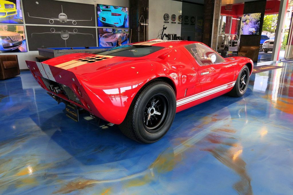 Superformance-GT40-1965-Coupe-4