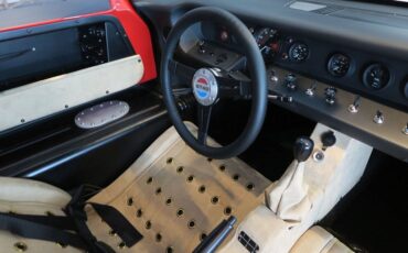 Superformance-GT40-1965-Coupe-9