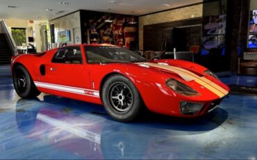 Superformance-GT40-MK1-1965-Coupe