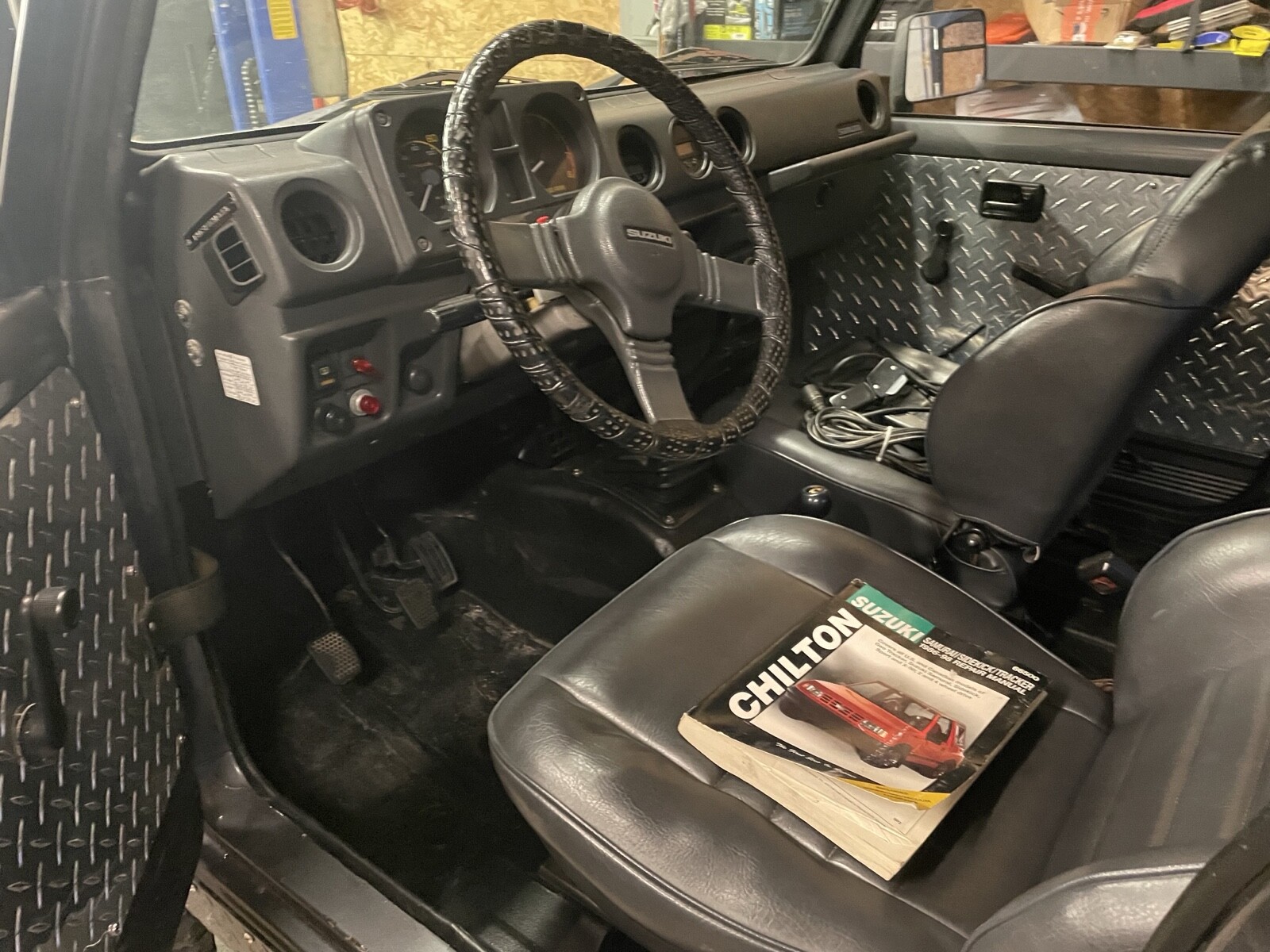 Suzuki-Samurai-1986-7