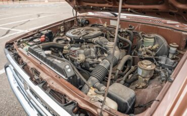 Toyota-12-Ton-Pickup-1987-21