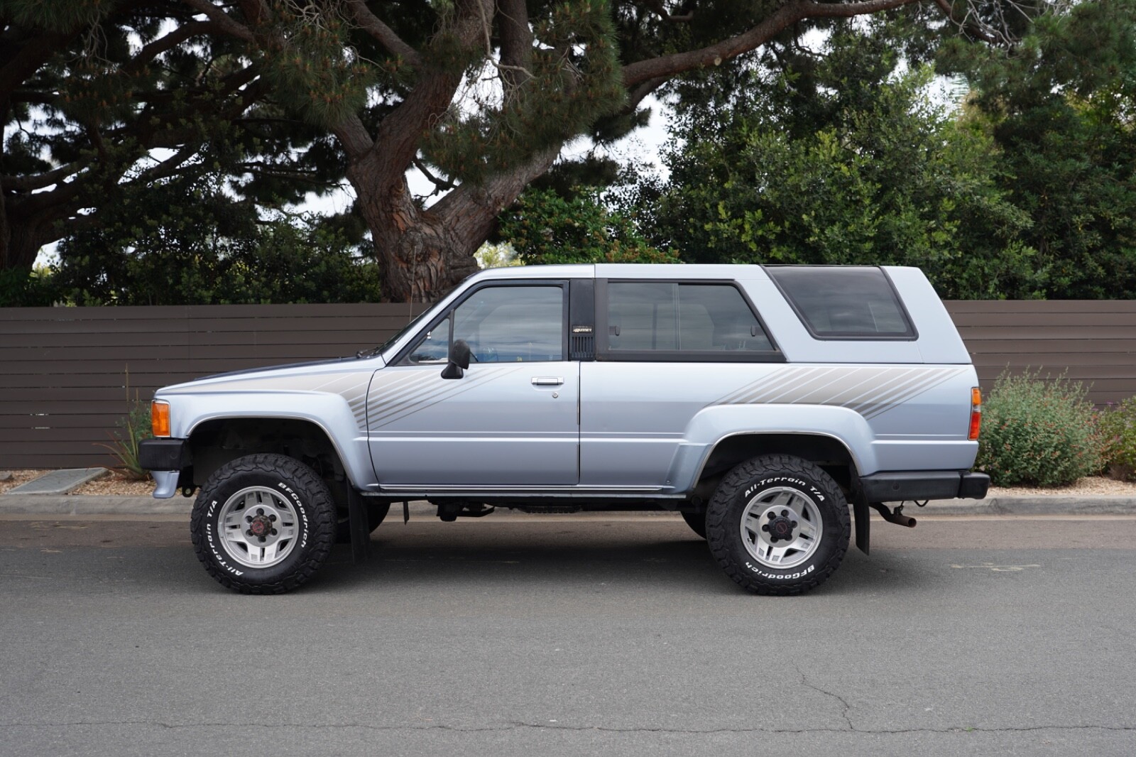 Toyota-4Runner-1988-SUV-1