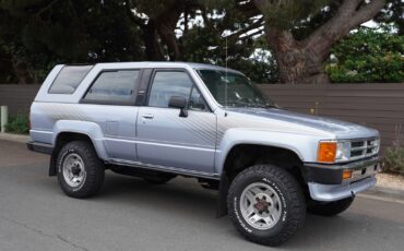 Toyota-4Runner-1988-SUV-10