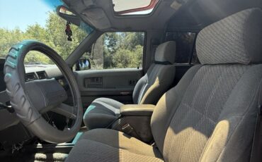 Toyota-4Runner-1988-SUV-11