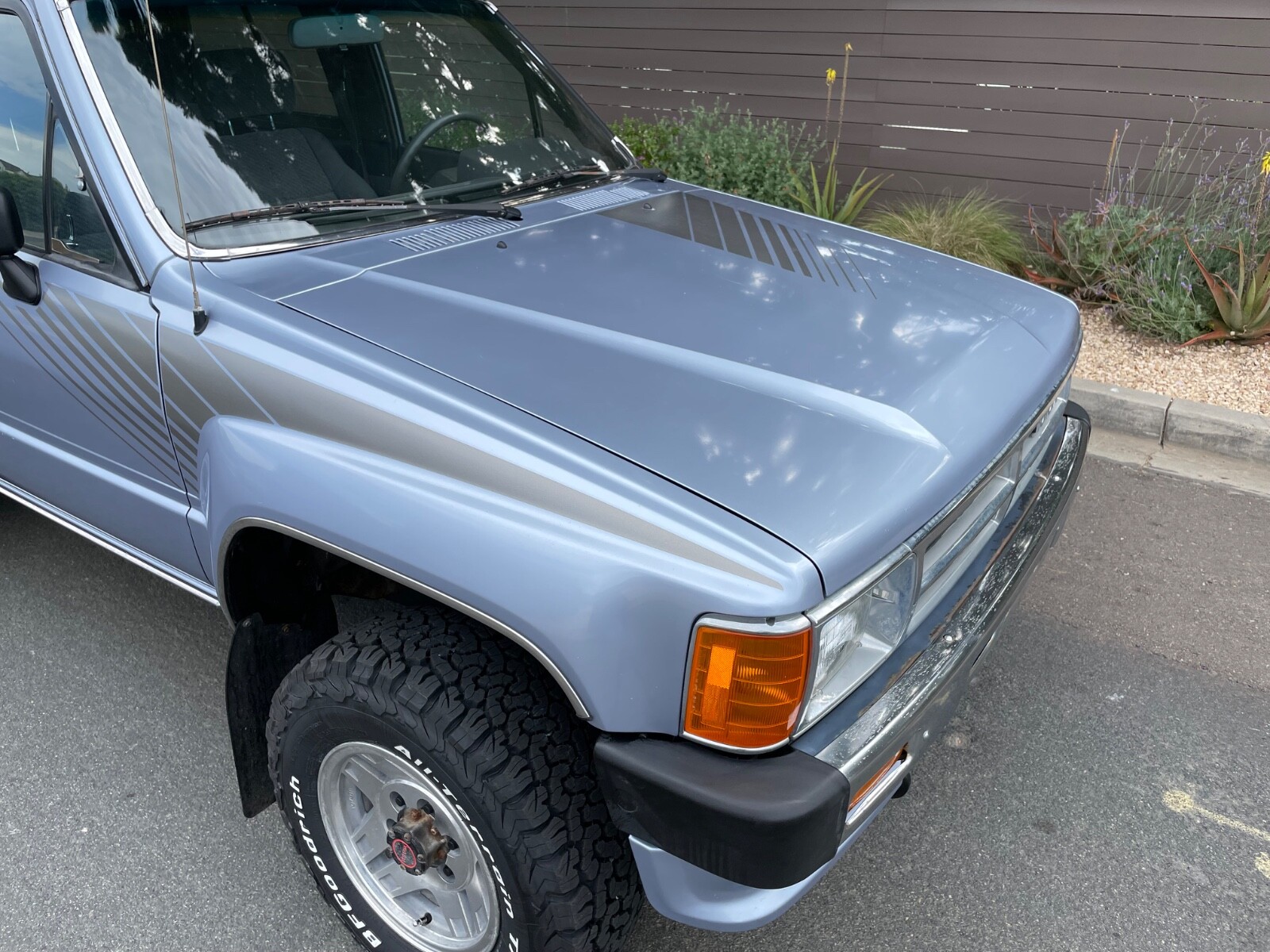 Toyota-4Runner-1988-SUV-11