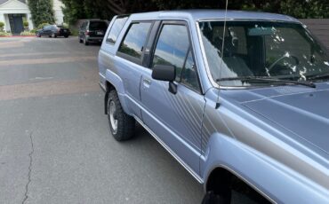 Toyota-4Runner-1988-SUV-12