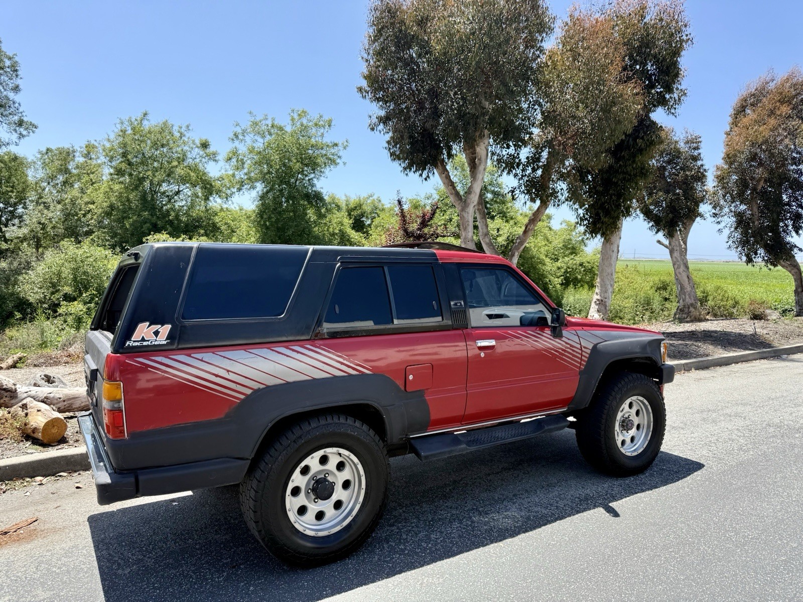 Toyota-4Runner-1988-SUV-2