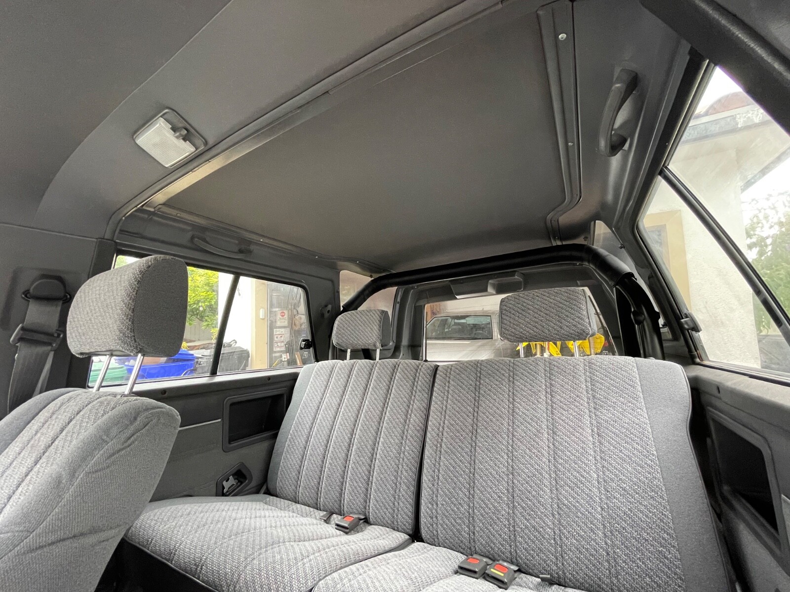 Toyota-4Runner-1988-SUV-29
