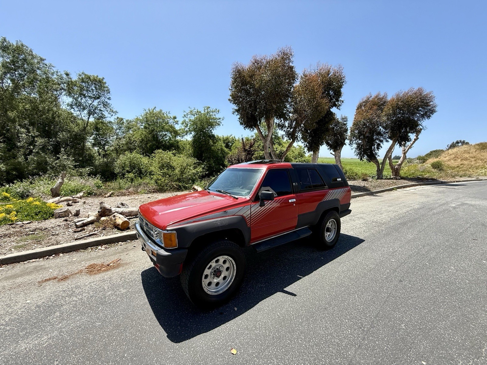 Toyota-4Runner-1988-SUV-3
