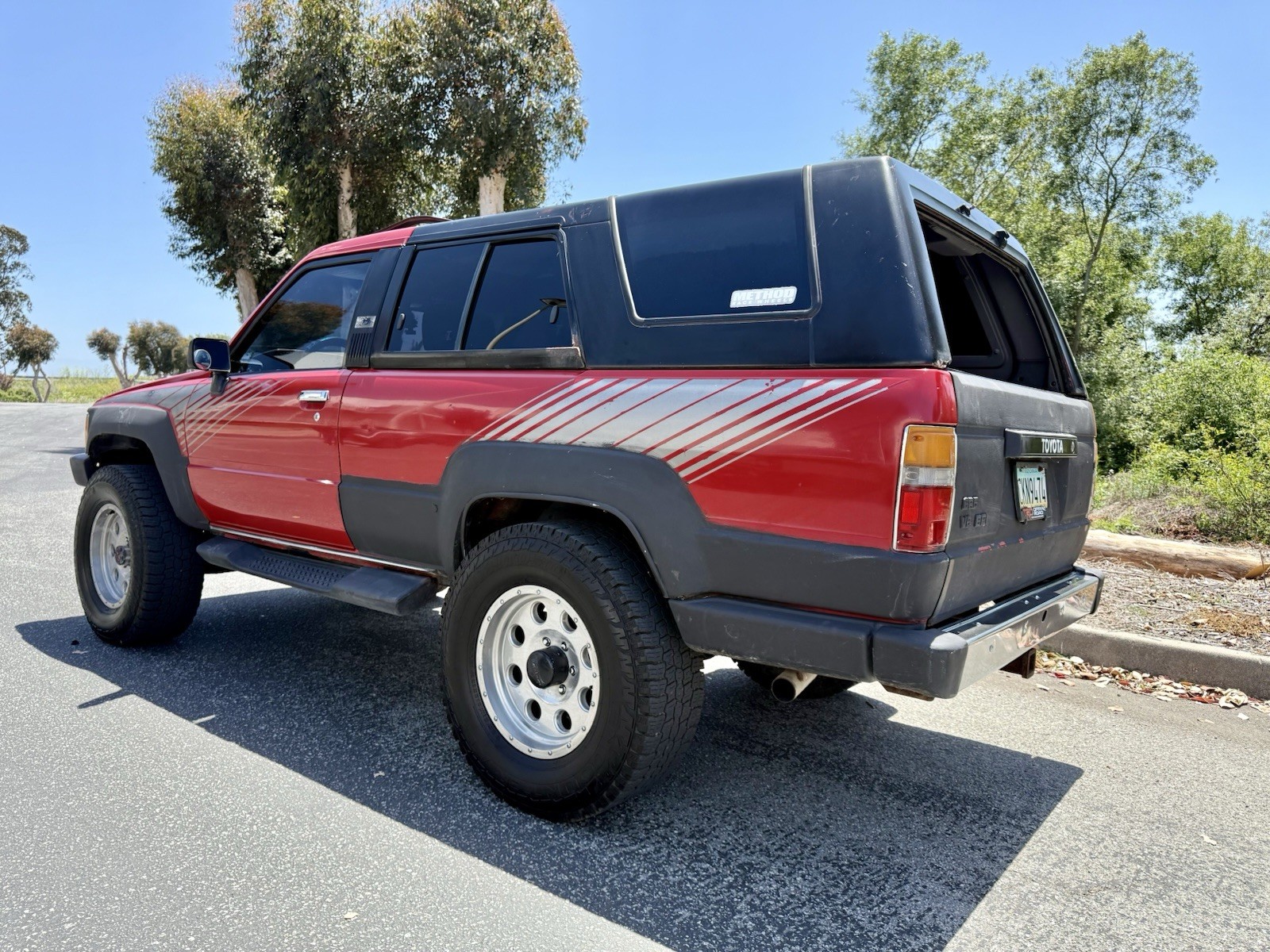 Toyota-4Runner-1988-SUV-4