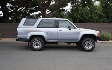Toyota-4Runner-1988-SUV-9