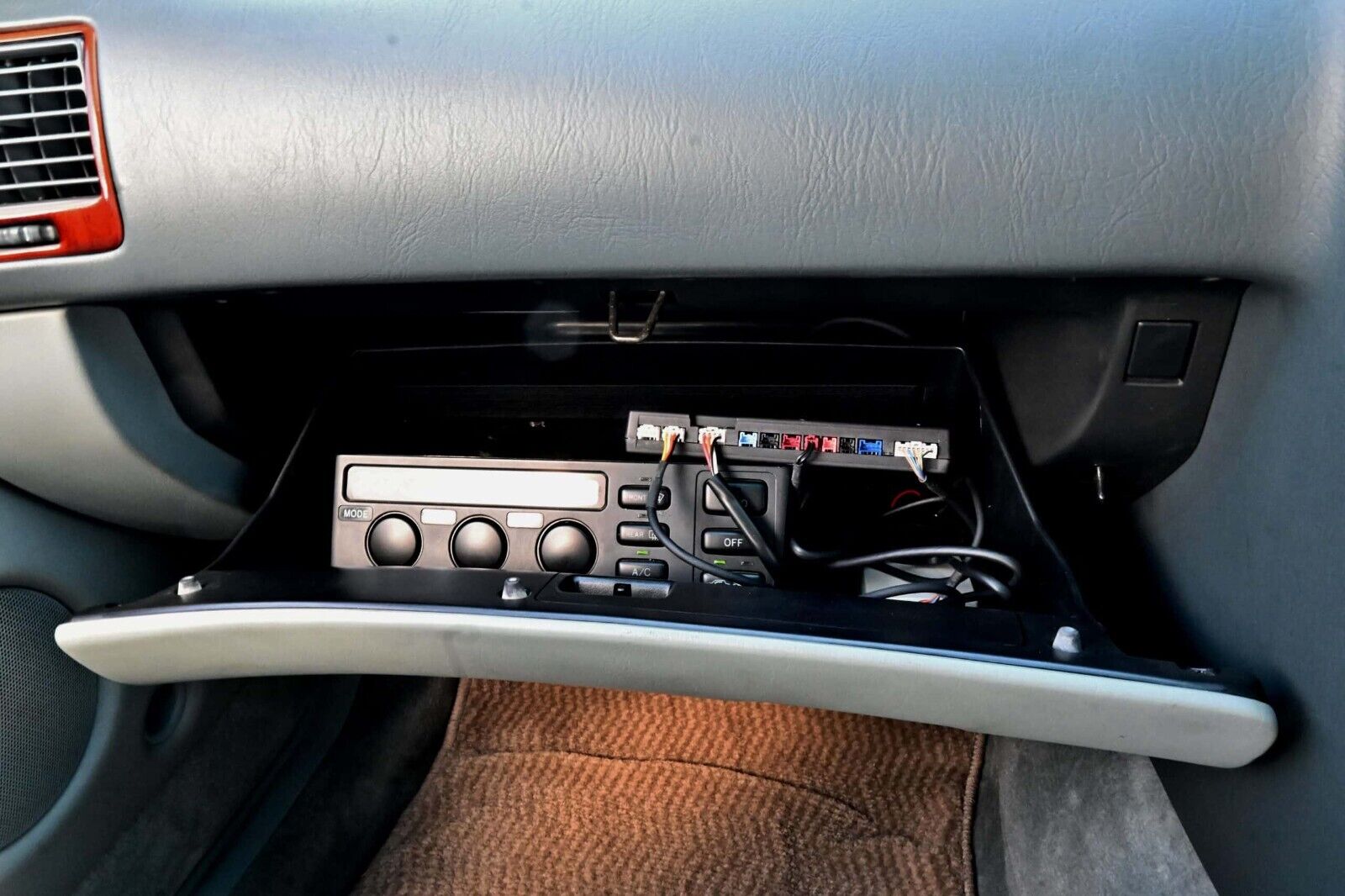 Toyota-Aristo-1993-Sedan-19