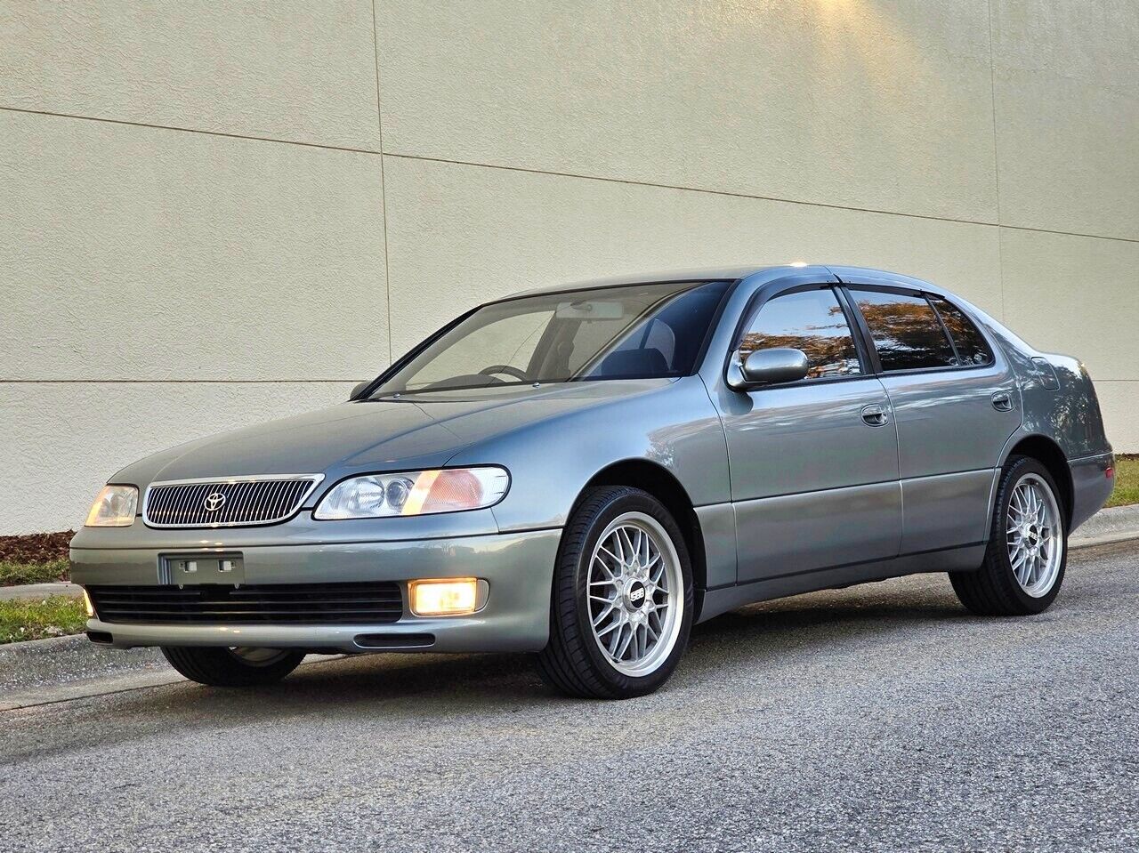 Toyota-Aristo-1995-Sedan-2