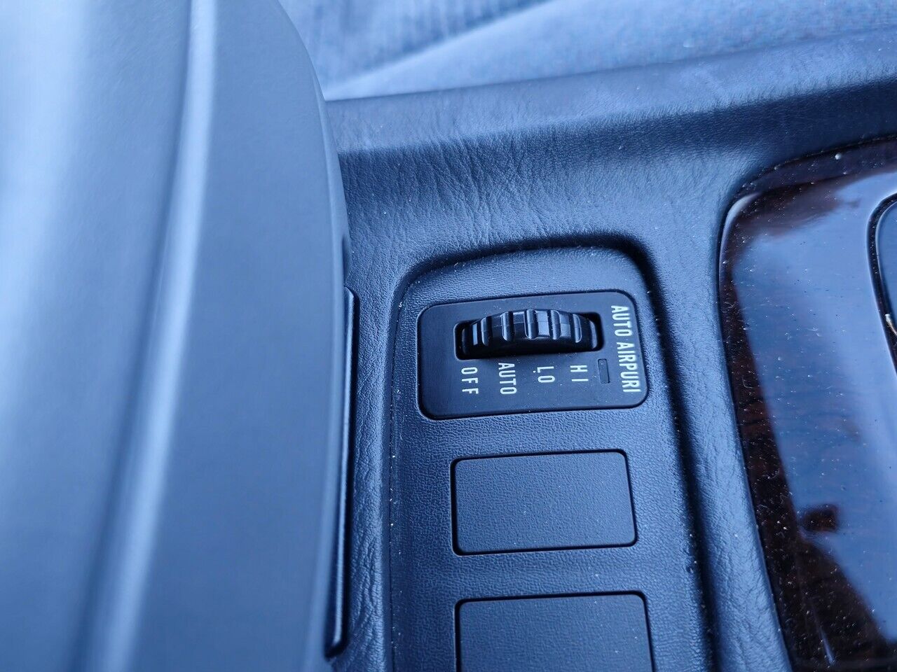 Toyota-Aristo-1995-Sedan-37