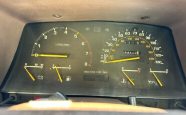 Toyota-Celica-1983-Hatchback-19