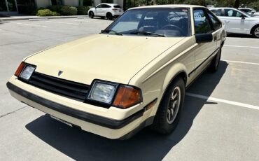 Toyota-Celica-1983-Hatchback-2