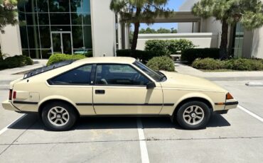Toyota-Celica-1983-Hatchback-4