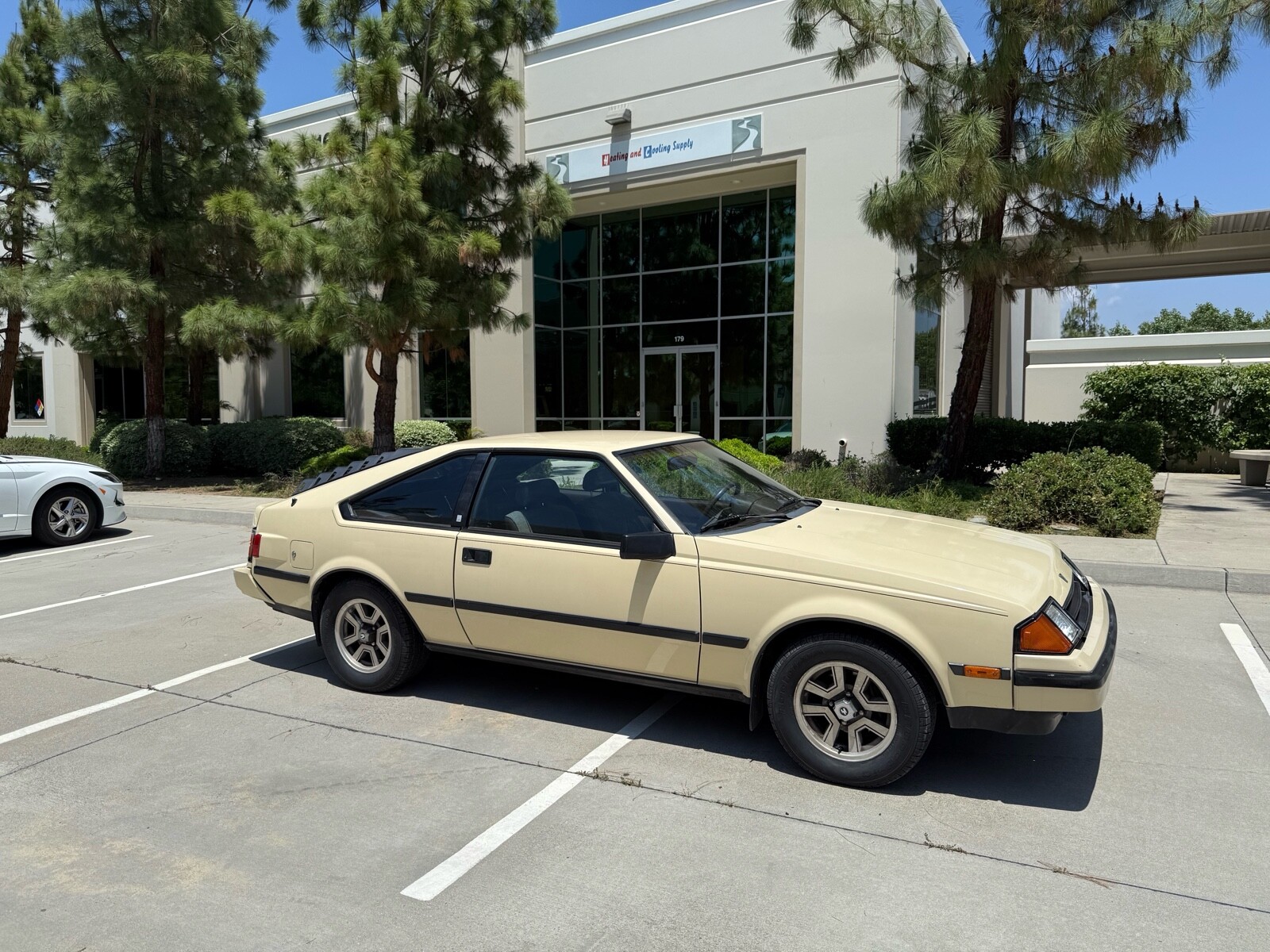 Toyota-Celica-1983-Hatchback-6