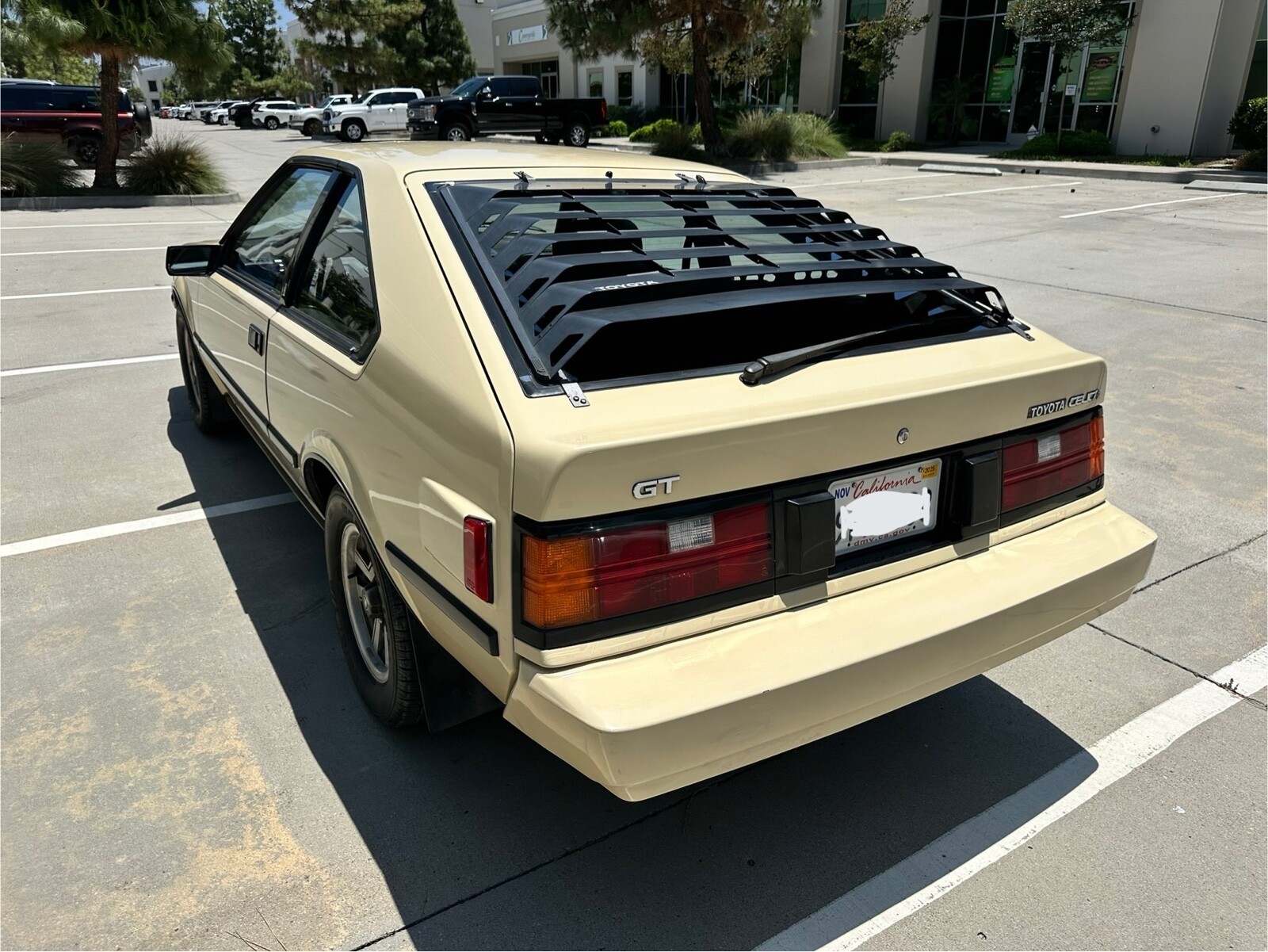 Toyota-Celica-1983-Hatchback-8