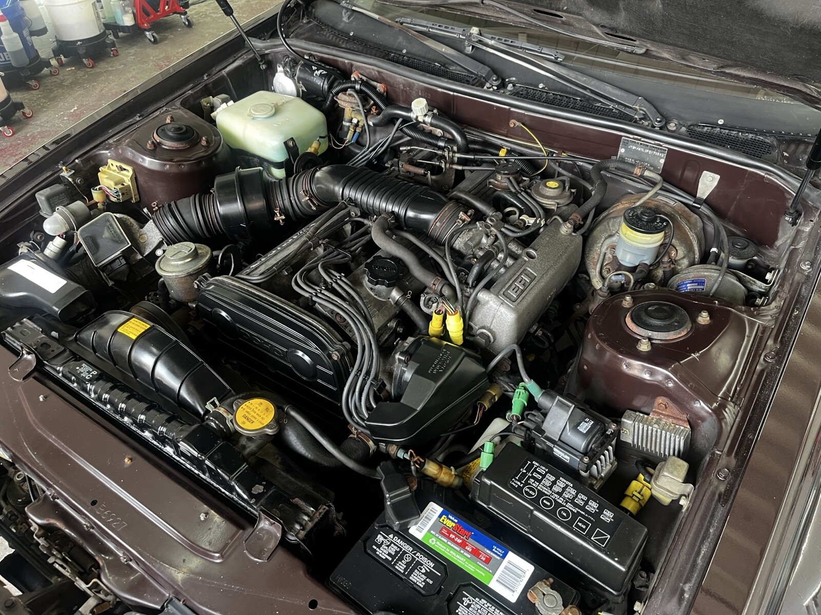 Toyota-Celica-1985-12