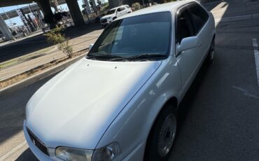 Toyota-Corolla-1994-Sedan-1