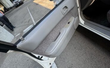 Toyota-Corolla-1994-Sedan-11