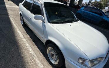 Toyota-Corolla-1994-Sedan